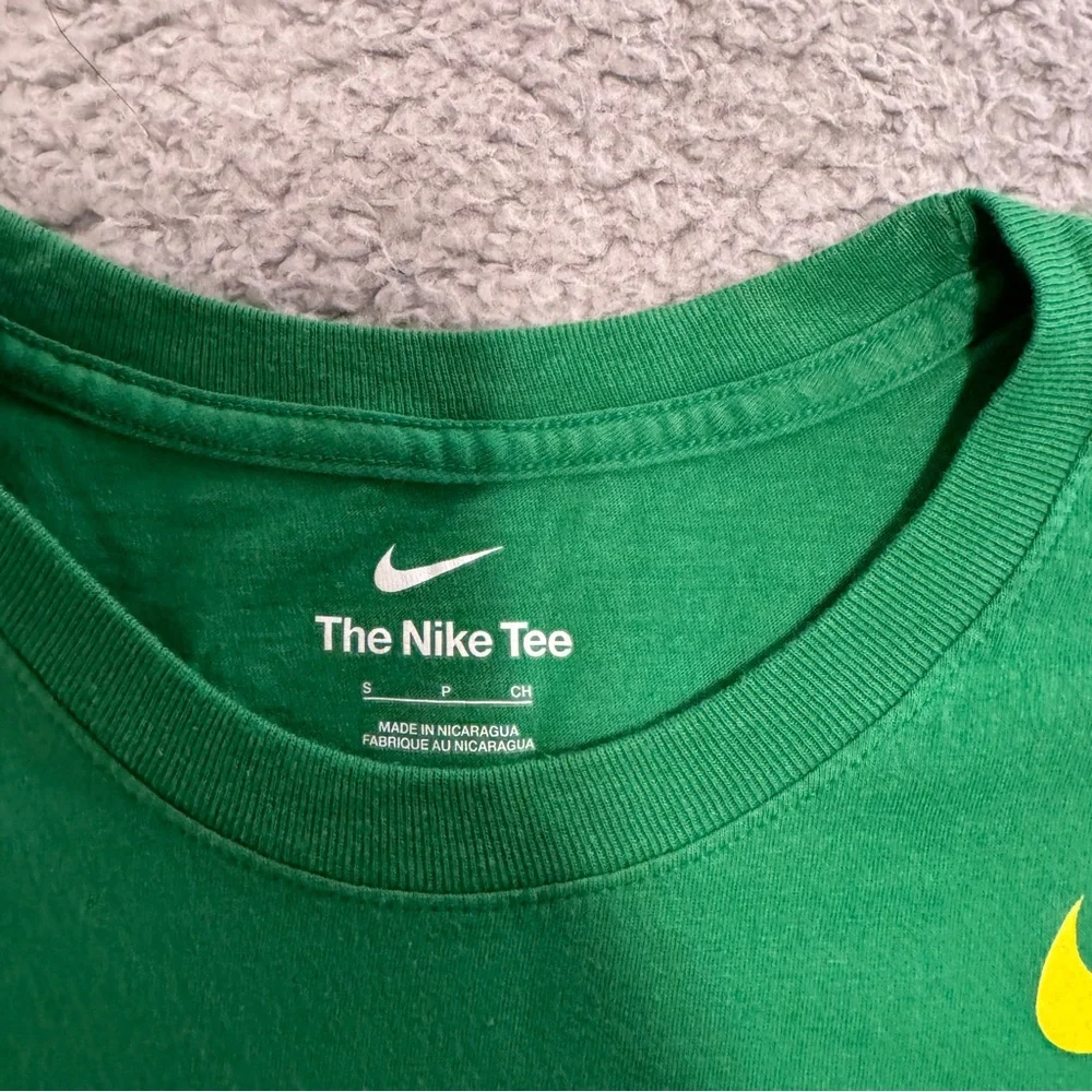 Oregon Ducks Shirt X Migration S/S Tee Men’s Size‎ Small Green Nike Movie
